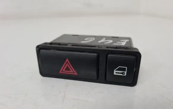 BMW 3 E46 Hazard light switch 61318368920