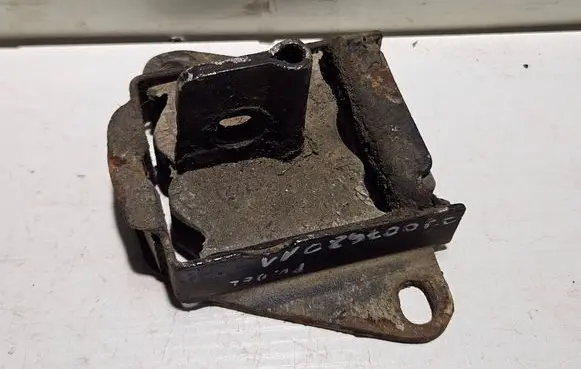 Gearbox mount
