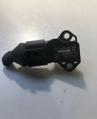 Volkswagen Golf V Air pressure sensor 038906051B