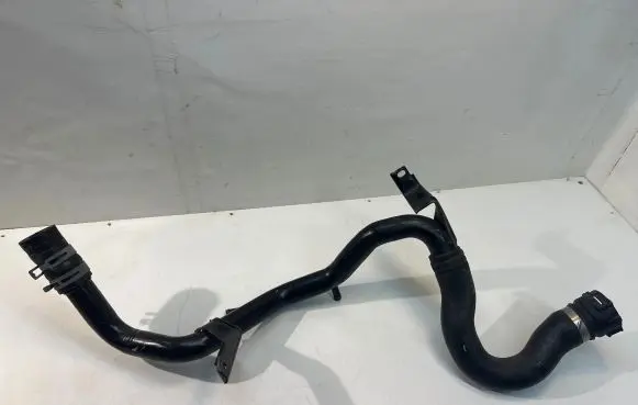 Audi A6 S6 C6 4F Engine coolant pipe/hose 4F0121101B