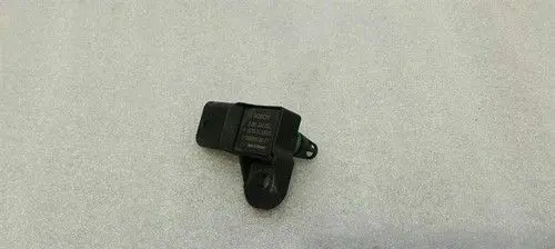 Mercedes-Benz A W176 Air pressure sensor 7599906
