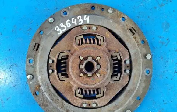 Toyota Prius (XW30) Clutch pressure plate 3127047040