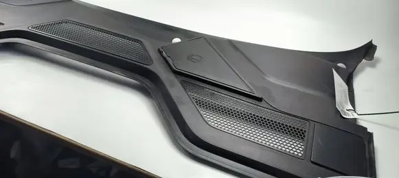 Audi A8 S8 D4 4H Wiper trim 4H1819403
