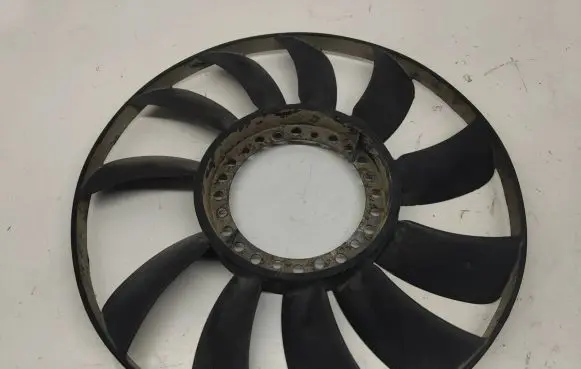 Audi A4 S4 B5 8D Fan impeller 058121301B