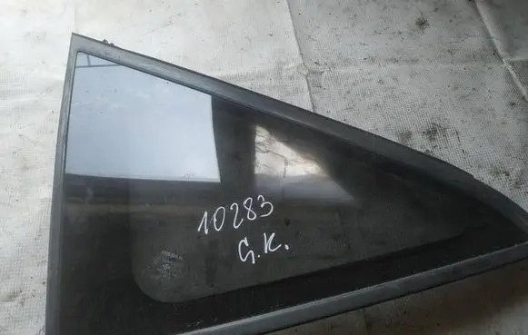 Nissan Murano Z50 Rear side window as3