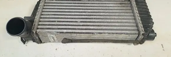 Ford Focus Intercooler radiator BV619L440CJ