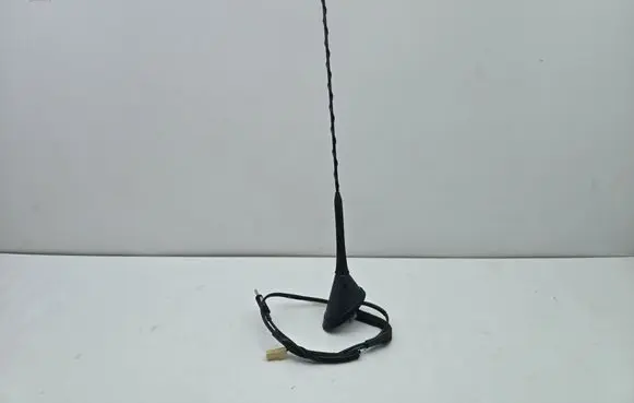 Toyota Prius (XW20) Radio antenna 