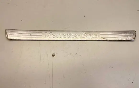 Mercedes-Benz ML W166 sill trim set (inner) A1666861936