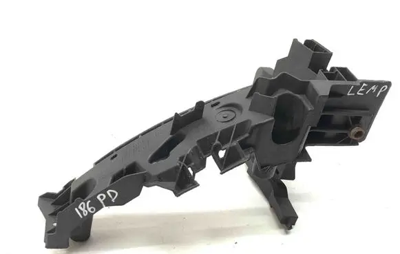 Audi Q5 SQ5 Headlight/headlamp mounting bracket 8R0805608