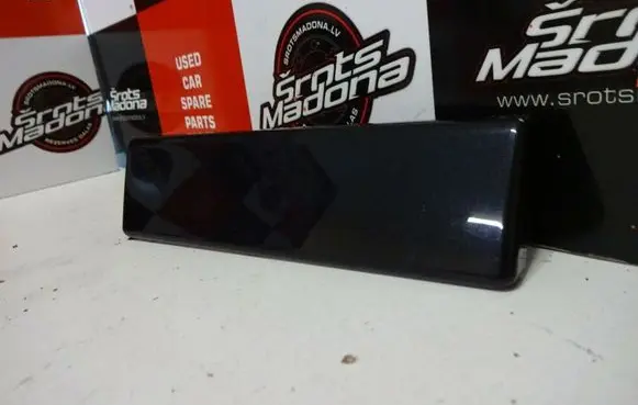 BMW 5 E39 Dashboard glove box trim 8159739