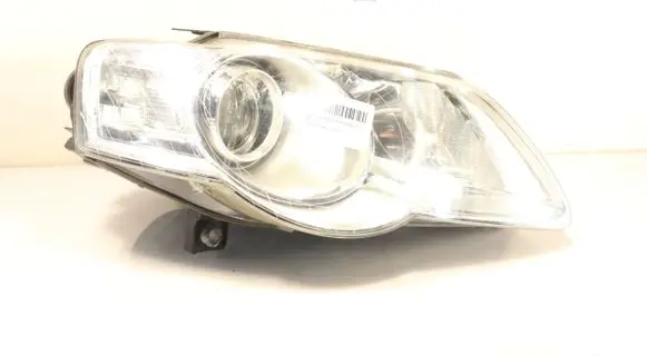 Volkswagen PASSAT B6 Headlight/headlamp 20-A733