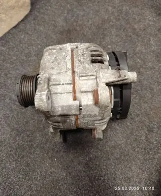 Audi TT Mk1 Generator/alternator 028903028E 0124515010 12A14V