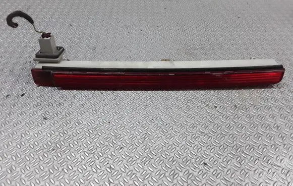 Mercedes-Benz E W211 Third/center stoplight A2118200256