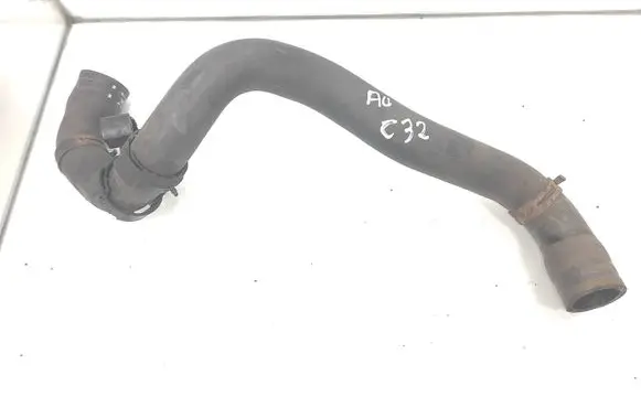 Volkswagen Transporter - Caravelle T5 Engine coolant pipe/hose