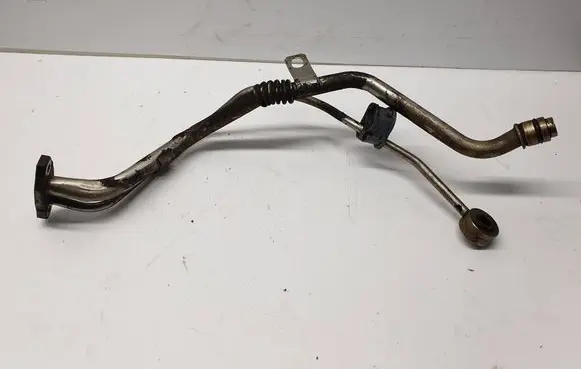 Nissan Qashqai Breather hose/pipe 640552 270309