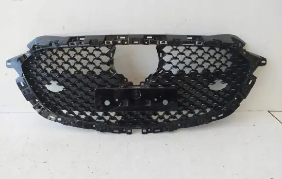Mazda 3 Front bumper upper radiator grill DHM350719