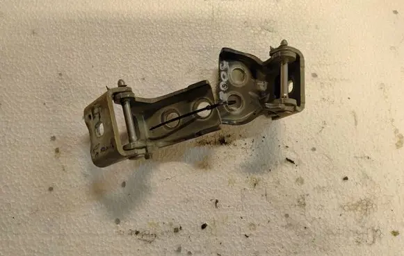 Peugeot 5008 Front door hinge set PEUGEOT5008-KTPD