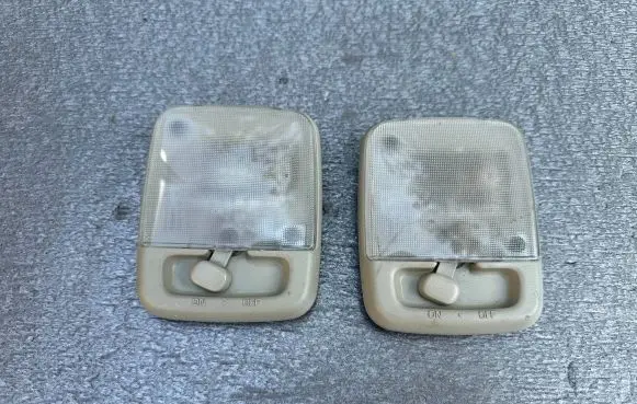 Nissan Patrol Y61 Other interior light 264100V000