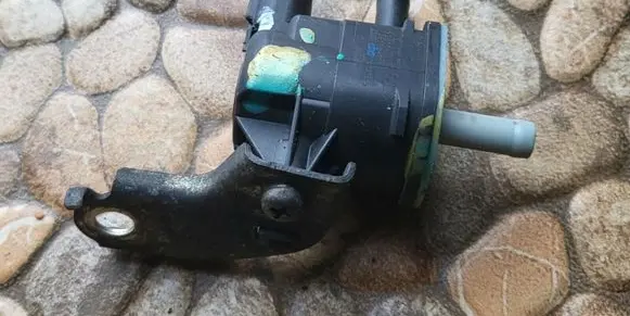 Toyota Prius+ (ZVW40) Other devices 9091012276 1362007010