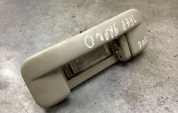 Jeep Grand Cherokee (WK) Rear interior roof grab handle 829880