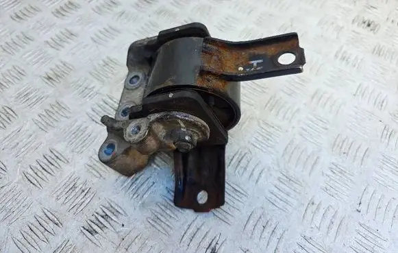 Mitsubishi Outlander Engine mount bracket MN184344 MN184357