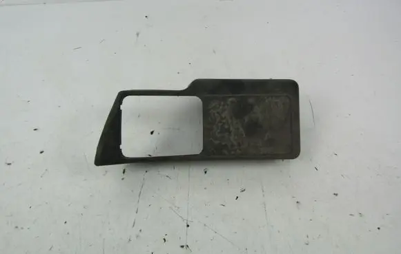 Volkswagen PASSAT B5 Engine hood trim 8D0972807