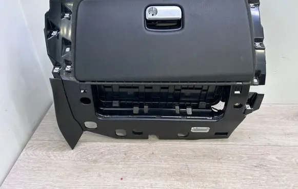 Porsche Macan (95B) Glove box 95B857558