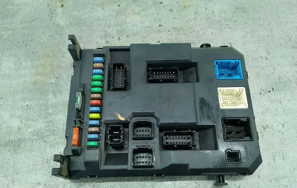 Fuse box set
