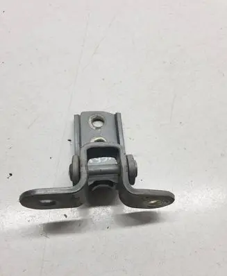 Toyota Corolla Verso AR10 Front door upper hinge
