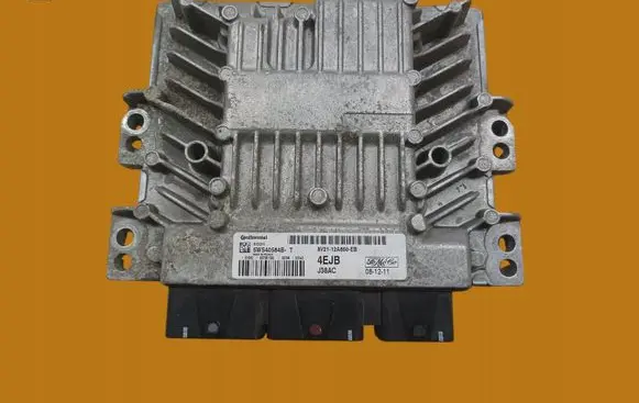 Ford Fiesta Engine control unit/module 8V21-12A650-EB