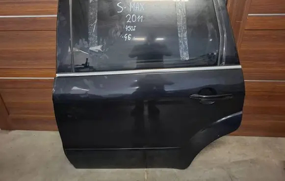 Ford S-MAX Rear door