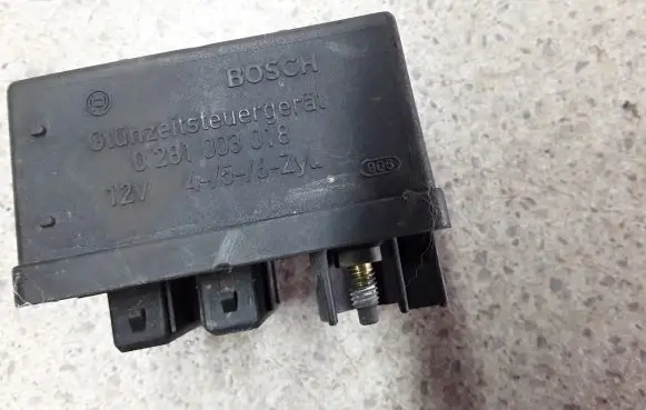 Glow plug pre-heat relay