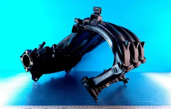 Peugeot 208 Intake manifold 9673063980