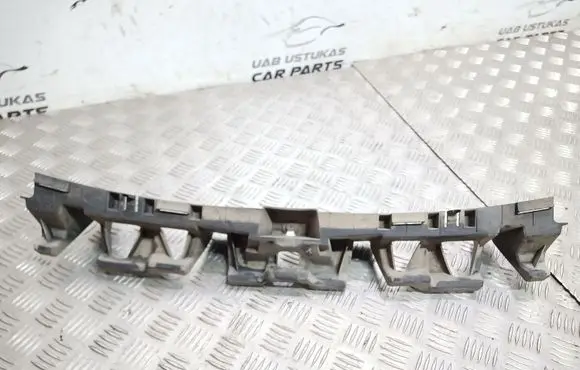 Renault Megane II Rear bumper mounting bracket 8200074445