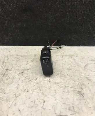 Traction control (ASR) switch
