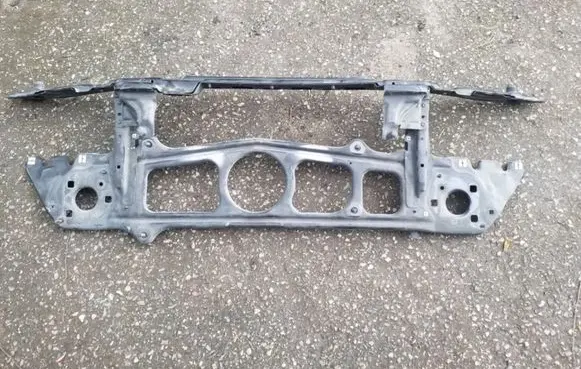 BMW 5 E39 Radiator support slam panel 8381241