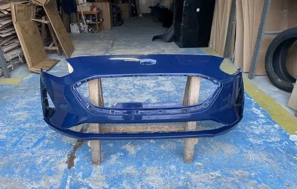 Ford Focus Front bumper JX7B-17757-A
