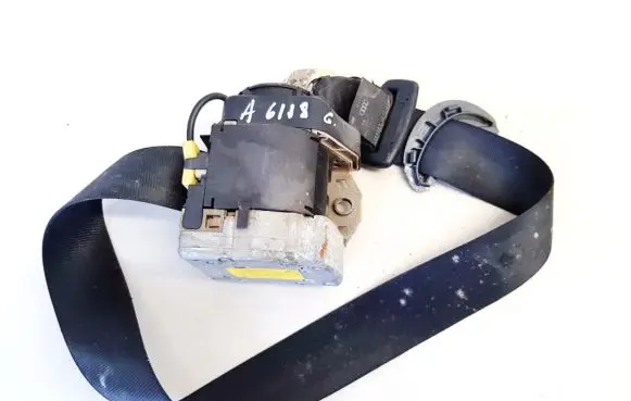 Audi A6 S6 C5 4B Middle seatbelt (rear) 