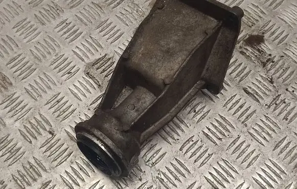 BMW X5 F15 Driveshaft support bearing bracket 7600690 31507600690