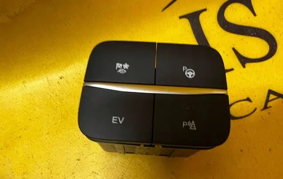 Ford Kuga III Parking (PDC) sensor switch LJ6T11B573BBW