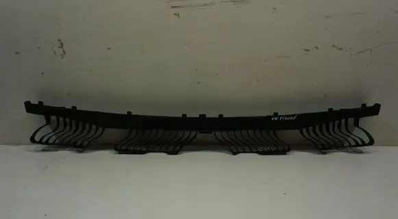 Volkswagen Golf III Rear bumper trim bar molding 