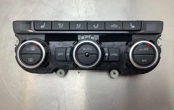 Volkswagen Scirocco Climate control unit 3AA907044AG 5HB01125731