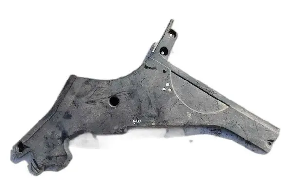 BMW 5 F10 F11 Engine splash shield/under tray 51757312832 74850610