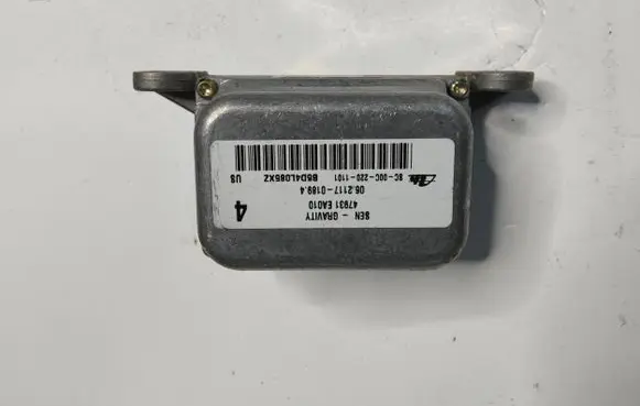 Nissan Pathfinder R51 ESP acceleration yaw rate sensor 47931EA010 06211701894 B5D4L085XZ