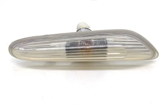 BMW 5 E60 E61 Front fender indicator light 4185l
