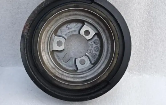 Citroen C3 Crankshaft pulley 9827890780