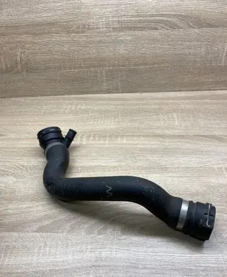 BMW 3 E90 E91 Engine coolant pipe/hose 7790743
