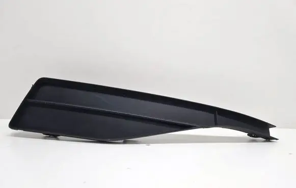Skoda Superb B6 (3T) Front bumper lower grill 3G0853666L
