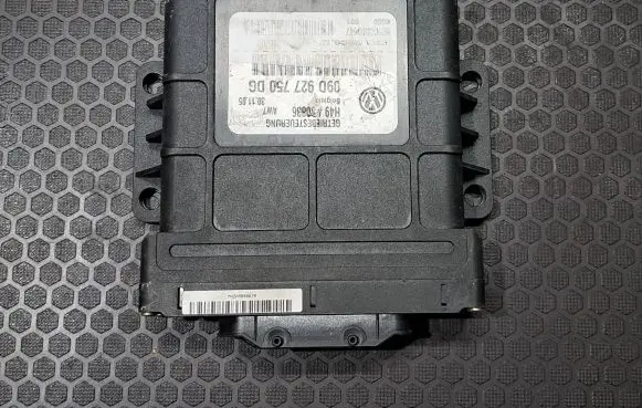 Audi Q7 4L Gearbox control unit/module 09D927750DG MHCC000447 H494S0836