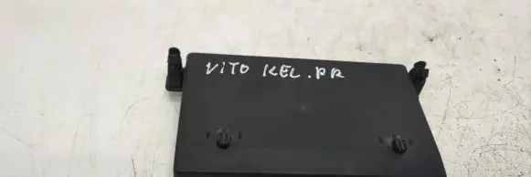 Mercedes-Benz Vito Viano W639 Comfort/convenience module 6398201726